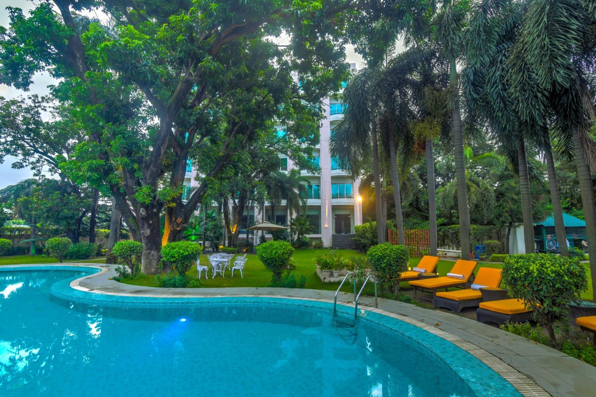 Godwin Haridwar Hotell Exteriör bild
